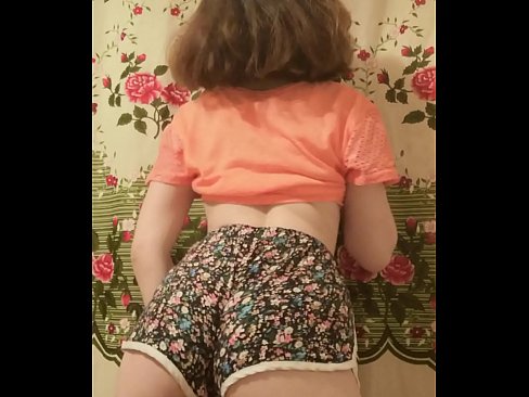 ❤️ Sexy jong baba wat haar kortbroek op kamera uittrek ️❌ Porno vk op af.4k-porno.ru ❤