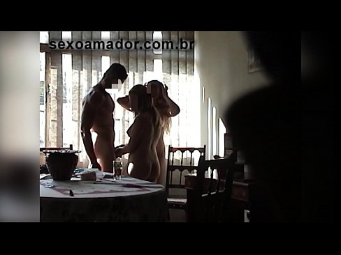 ❤️ Seksvriende nooi 'n reuse man en 'n drietal saam met hom ️❌ Porno vk op af.4k-porno.ru ❤